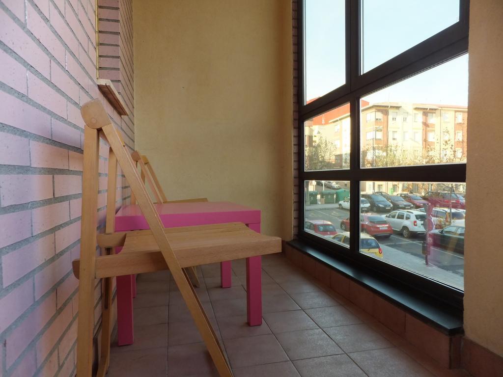 Www Apartamento Conde De Leon Wordpress Com Parking Opcional Kültér fotó